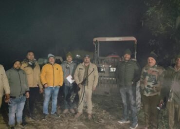 तराई पश्चिमी वन प्रभाग की बड़ी सफलता: 10 वाहन जब्त।