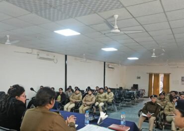 महिला कर्मचारियों के अधिकारों पर जागरूकता गोष्ठी, पुलिस विभाग की अहम पहल।