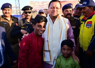 महाकुंभ  – प्रयागराज, उत्तर प्रदेश पहुंचे मुख्यमंत्री पुष्कर सिंह धामी।