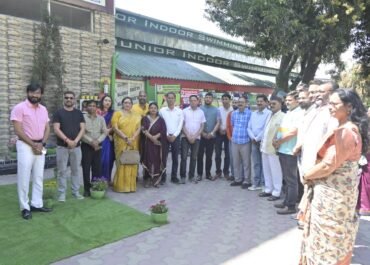 ग्रेट मिशन पब्लिक स्कूल में भव्य कार्यक्रम: सामाजिक जागरूकता वाहन का उद्घाटन एवं मेधावी विद्यार्थियों का सम्मान।