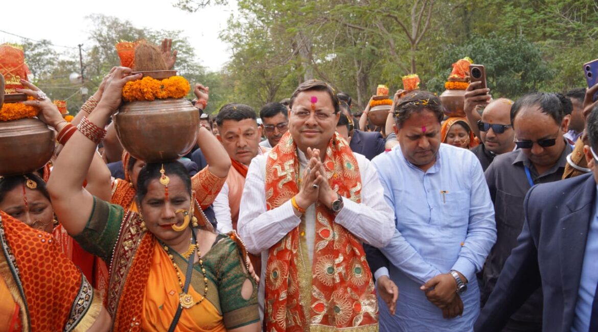 माँ पूर्णागिरि मेले का मुख्यमंत्री पुष्कर सिंह धामी ने किया शुभारंभ, धार्मिक पर्यटन को बढ़ावा देने की घोषणा।