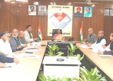 मुख्य सचिव श्रीमती राधा रतूड़ी ने विभिन्न प्रस्तावों को दी स्वीकृति, निर्माण कार्यों में गुणवत्ता व पारंपरिक वास्तुशैली अपनाने के निर्देश। 