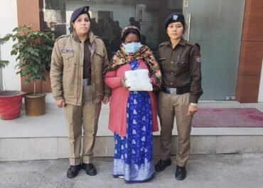 “ड्रग फ्री देवभूमि” अभियान के तहत रामनगर में बड़ी कार्रवाई, महिला तस्कर गिरफ्तार