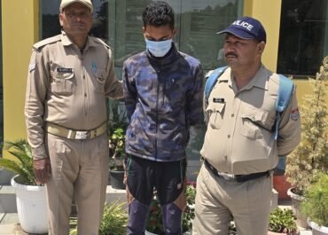 नैनीताल पुलिस की नशे के खिलाफ सख्त कार्यवाही जारी, भीमताल क्षेत्र में चरस तस्कर गिरफ्तार, 103 ग्राम अवैध चरस बरामद।