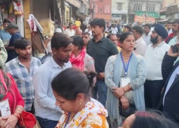 हल्द्वानी में अतिक्रमण और गंदगी के खिलाफ सख्ती, 10 हजार का चालान।