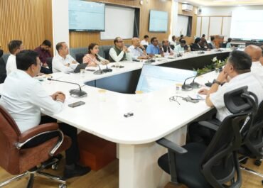 प्रदेशभर में ई-ऑफिस अनिवार्य रूप से लागू करने के निर्देश: मुख्य सचिव आनंद बर्द्धन।