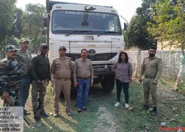 डंपर से खनिज तस्करी का प्रयास विफल, वन विभाग की कार्रवाई में दो वाहन जब्त।