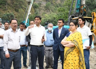 कैंची धाम मास्टर प्लान के अंतर्गत जिलाधिकारी ने विभिन्न विकास कार्यों का किया निरीक्षण।