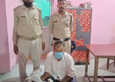 लालकुआं पुलिस की बड़ी कार्रवाई: 108 पाउच अवैध शराब के साथ तस्कर गिरफ्तार।