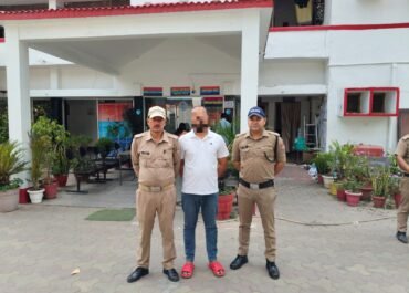नैनीताल पुलिस की सटीक कार्रवाई: महिला नर्स की आत्महत्या मामले में रिश्तेदार गिरफ्तार।