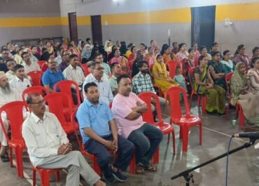 एम.पी. हिन्दू इंटर कॉलेज में SMC की बैठक सम्पन्न, नंदन सिंह यादव बने अध्यक्ष।