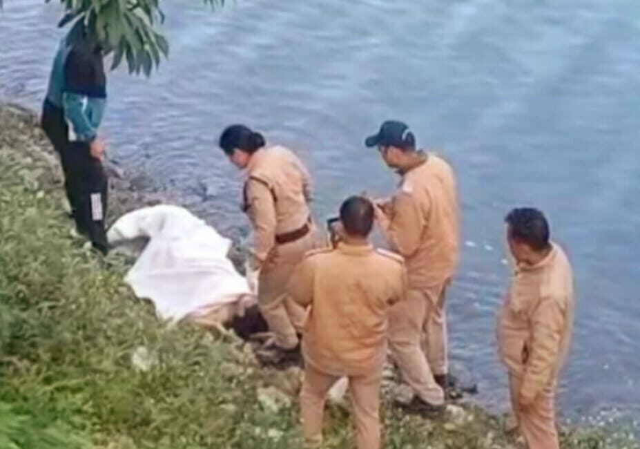 भीमताल झील में मिली अज्ञात युवती की लाश, क्षेत्र में फैली सनसनी, पुलिस जांच में जुटी।