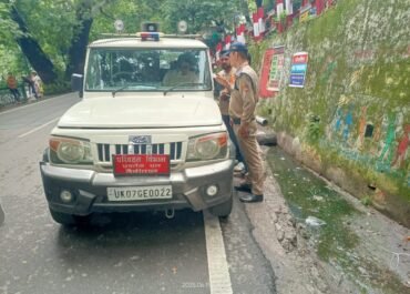 परिवहन विभाग का सख्त चेकिंग अभियान: 106 वाहनों के चालान, दो वाहन सीज।