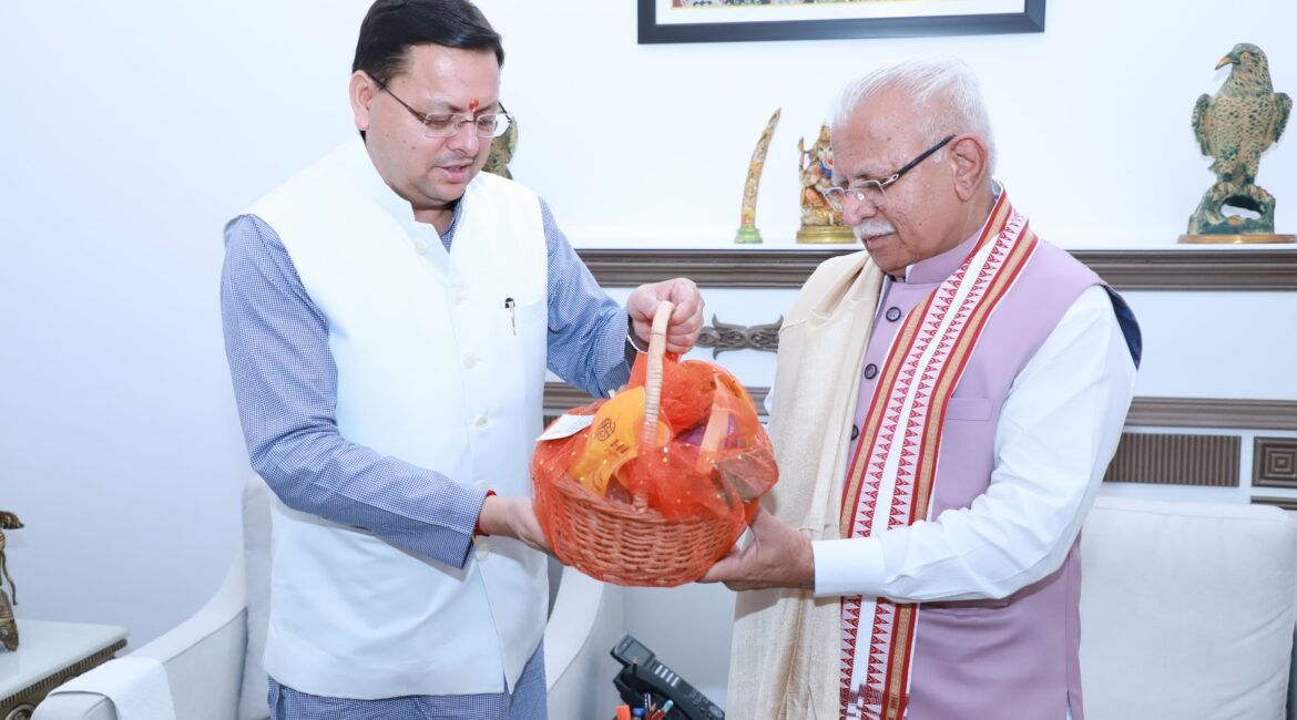 ऊर्जा व शहरी विकास को गति देने के लिए मुख्यमंत्री धामी ने केंद्रीय मंत्री खट्टर से की मुलाकात।