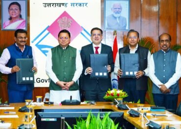 मुख्यमंत्री पुष्कर सिंह धामी की उपस्थिति में सचिवालय में तीन महत्वपूर्ण समझौते, उत्तराखंड बना रहा डिजिटल कौशल और सामाजिक विकास का केंद्र।