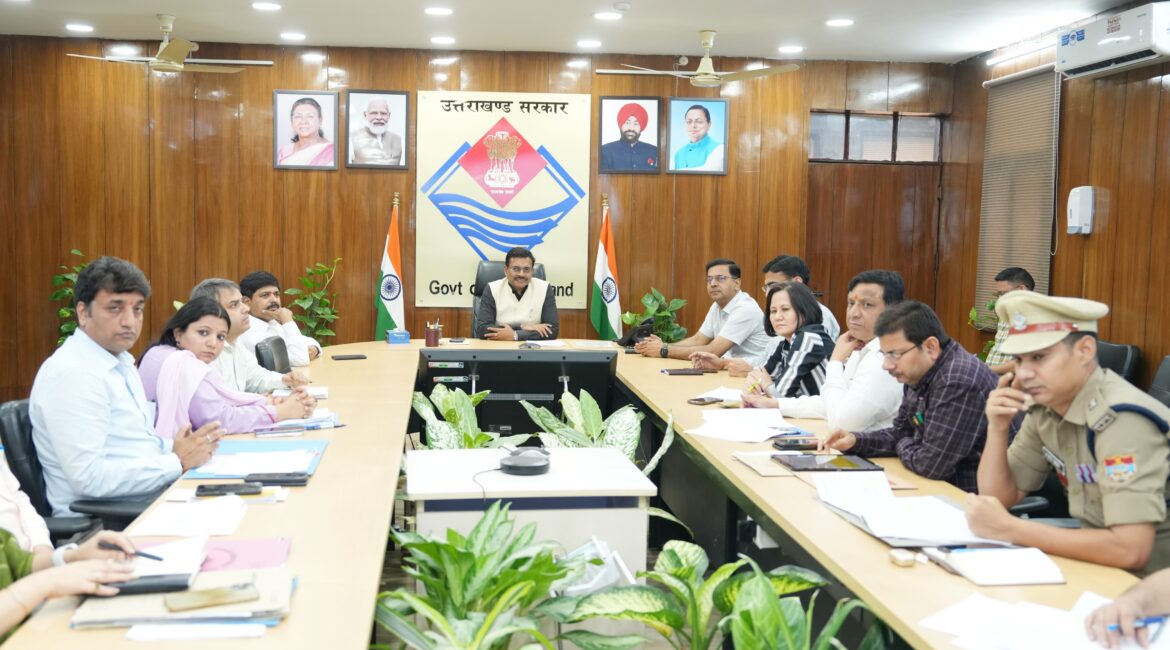 मुख्य सचिव ने दिए निर्देश: कमर्शियल संस्थानों की बेसमेंट पार्किंग का हो शत-प्रतिशत उपयोग, उल्लंघन पर सख्त कार्रवाई।