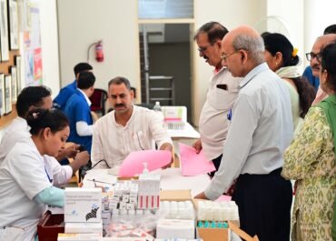 पत्रकारों की सेहत का रखा ख्याल, देहरादून में मुख्यमंत्री धामी की पहल पर विशेष स्वास्थ्य शिविर आयोजित।