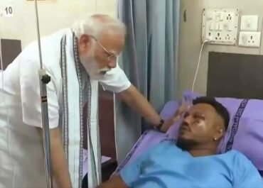 अहमदाबाद विमान हादसा: जिंदा बचे इकलौते यात्री विश्वास कुमार ने बताया, कैसे मौत से हुई सीधी टक्कर।