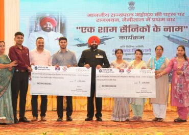 "एक शाम सैनिकों के नाम" में वीरता का हुआ सम्मान, राज्यपाल ने पूर्व सैनिकों को किया नमन।