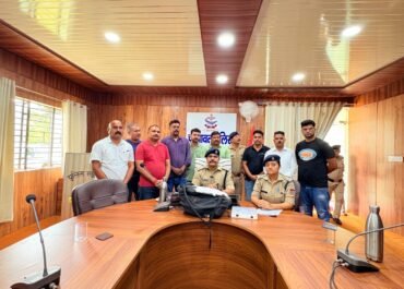 MDMA ड्रग्स की अब तक की सबसे बड़ी बरामदगी: चंपावत पुलिस की बड़ी कार्रवाई, महिला गिरफ्तार।