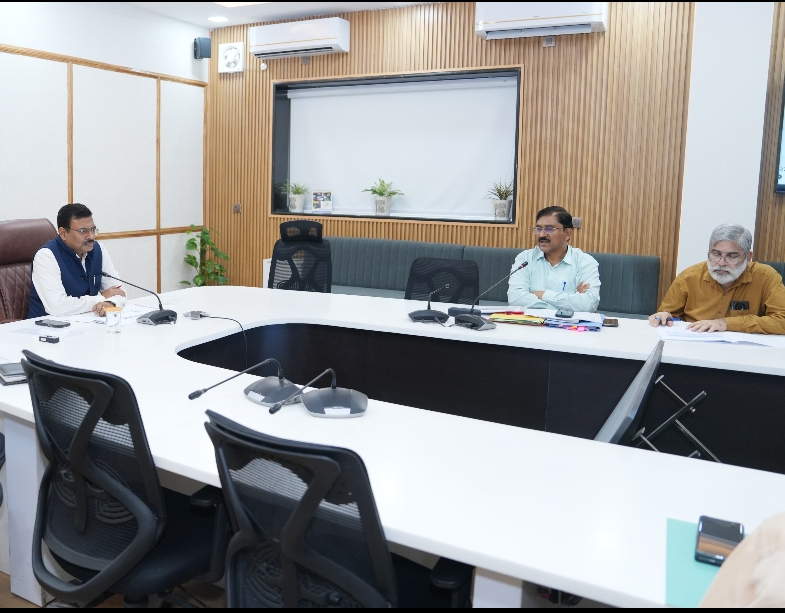 पिटकुल की समीक्षा बैठक: मानसून में निर्बाध बिजली आपूर्ति के निर्देश, 2026 तक पूरे होंगे 6 बड़े प्रोजेक्ट।