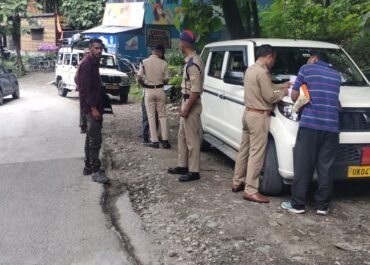 परिवहन विभाग का सघन चेकिंग अभियान – 69 वाहनों के चालान, 3 वाहन सीज।