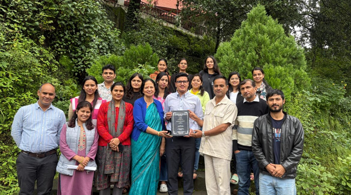 कुमाऊं विश्वविद्यालय ने राकेश सिंह नेगी को दी रसायन में डॉक्टरेट उपाधि।