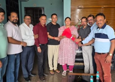 जिम कॉर्बेट जी.एम. एसोसिएशन पदाधिकारियों ने नवनिर्वाचित रामनगर ब्लॉक प्रमुख को दी बधाई।