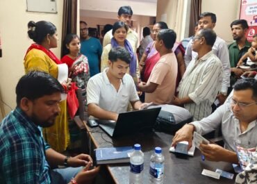 जन सुविधा शिविरों से हल हो रहीं नागरिकों की समस्याएँ, वार्ड 13–14 के लोग हुए लाभान्वित।