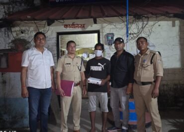 नैनीताल पुलिस का नशे पर वार लगातार, SOG व मुखानी पुलिस की संयुक्त टीम ने चरस तस्कर को किया गिरफ्तार।