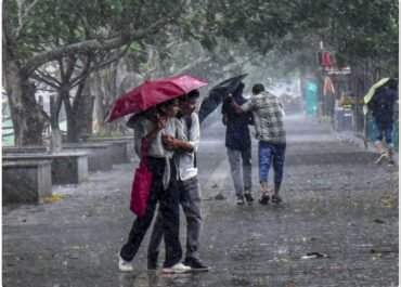 भारी बारिश के अलर्ट के बीच आदि कैलाश यात्रा पर रोक, 17 सितम्बर के बाद होगा फैसला।