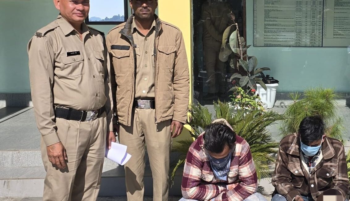 दीपावली से पहले नशे के सौदागरों पर पुलिस की कड़ी नजर — भीमताल पुलिस ने दो तस्करों को स्मैक के साथ किया गिरफ्तार।
