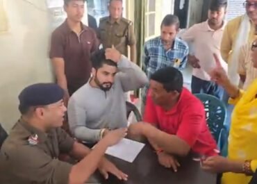 गौमांस की तस्करी का आरोप — हिंदूवादी संगठनों का आक्रोश, चौकी इंचार्ज के निलंबन की मांग!