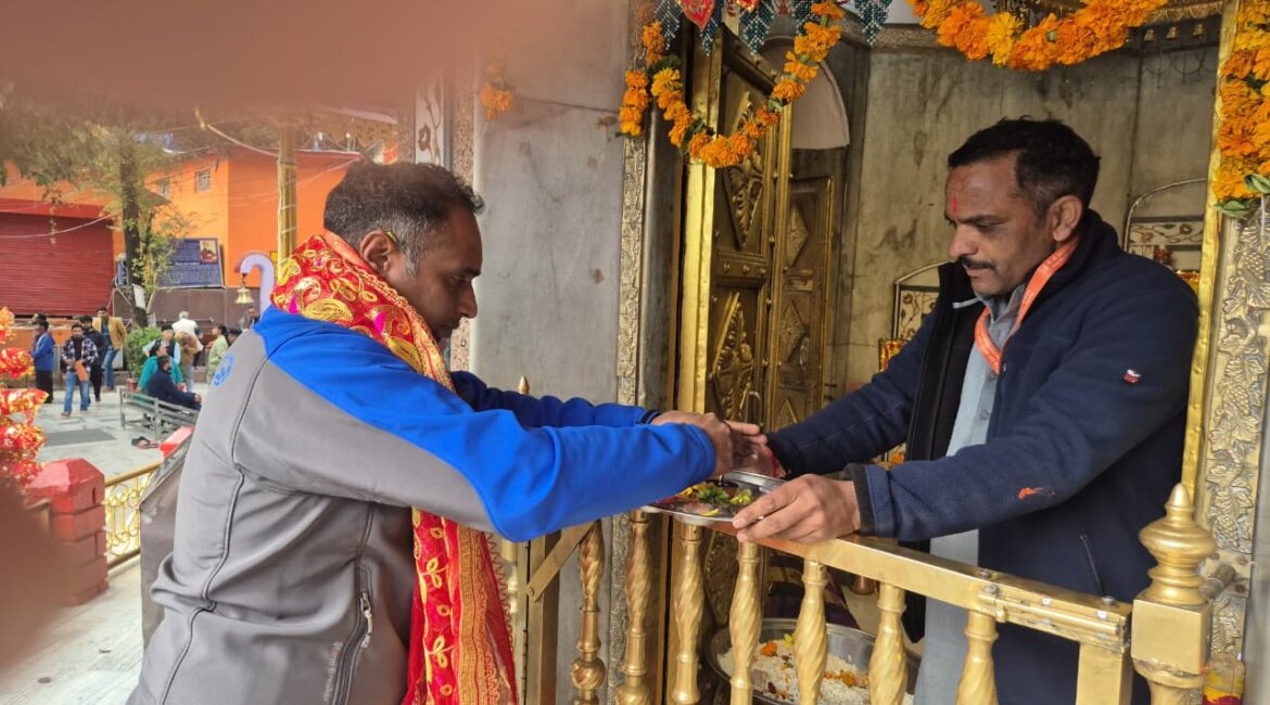 डॉ. मंजूनाथ टी.सी. ने संभाला नैनीताल के वरिष्ठ पुलिस अधीक्षक का कार्यभार,  मां नैना देवी के दर्शन के बाद किया कार्यभार ग्रहण।