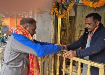 डॉ. मंजूनाथ टी.सी. ने संभाला नैनीताल के वरिष्ठ पुलिस अधीक्षक का कार्यभार,  मां नैना देवी के दर्शन के बाद किया कार्यभार ग्रहण।