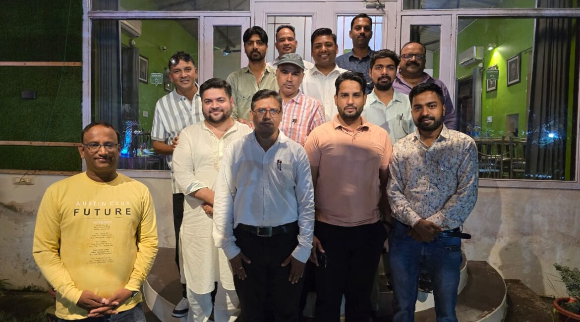 केंद्रीय जीएसटी कार्यालय के कामकाज में सुस्ती से व्यापारी व अधिवक्ता परेशान — रामनगर टैक्स बार ने की बैठक, ज्ञापन सौंपने की तैयारी।