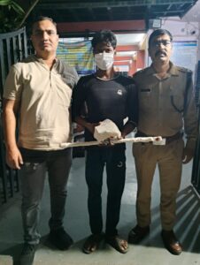 नैनीताल पुलिस की फुर्ती से बेनकाब हुआ शातिर चोर — चोरी का पूरा माल बरामद।