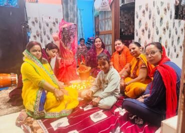 रामनगर में भक्तिभाव से मनाई गई देव उठावनी एकादशी — किया तुलसी पूजन व श्रृंगार। 