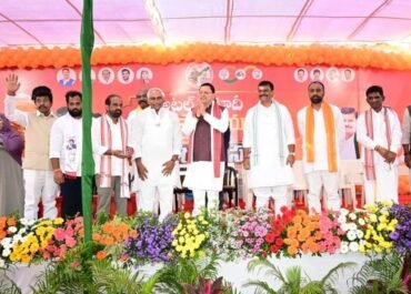 आंध्र प्रदेश में ‘अटल–मोदी सुशासन यात्रा’ में शामिल हुए सीएम धामी, अटल जी के राष्ट्रनिर्माण को किया नमन।