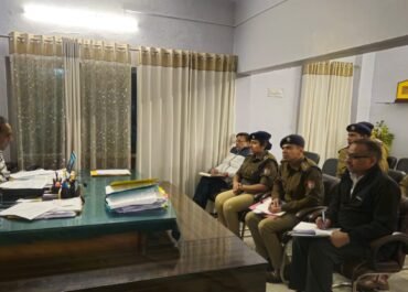मुख्यमंत्री के जनपद भ्रमण से पहले नैनीताल पुलिस सतर्क मोड में, SSP ने सुरक्षा व्यवस्था को लेकर जारी किए सख्त निर्देश ✨
