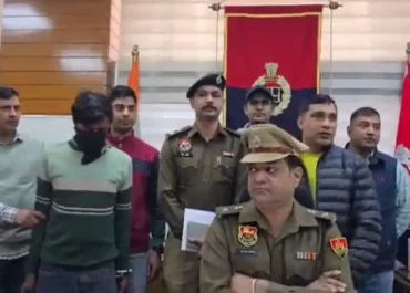 हैवानियत की हदें पार: प्रेमिका का गला घोंटा, सिर काट जंगल में फेंका।