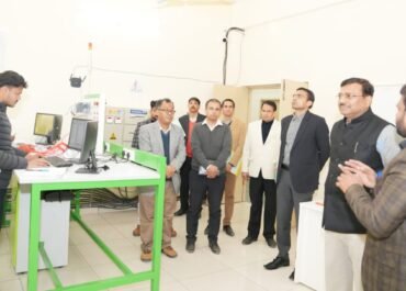 स्किल हब सहसपुर में कम प्रशिक्षणार्थियों पर नाराज हुए मुख्य सचिव, क्षमता बढ़ाने के आदेश