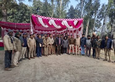 रामनगर में मानव–वन्यजीव संघर्ष पर वन विभाग की गोष्ठी, त्वरित कार्रवाई के निर्देश।