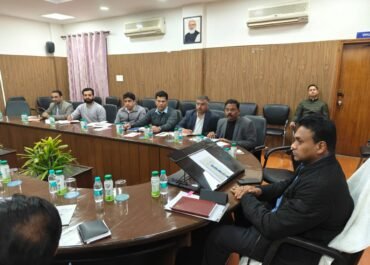 औचक निरीक्षण में मिली खामियां, सचिव ने दिए गुणवत्ता सुधार के कड़े निर्देश।