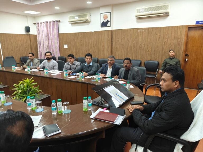 औचक निरीक्षण में मिली खामियां, सचिव ने दिए गुणवत्ता सुधार के कड़े निर्देश।