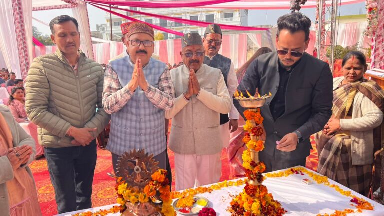 “संस्कार, संस्कृति और समर्पण” थीम पर ग्रीन फील्ड एकेडमी का भव्य वार्षिकोत्सव, उत्तराखंड की लोक विरासत से सजा मंच।