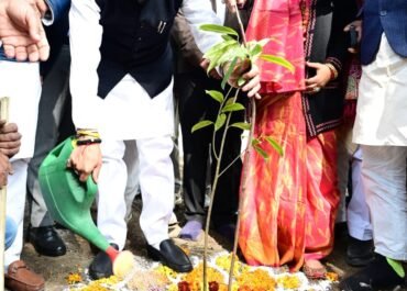 कोटद्वार में बर्ड फेस्टिवल का आगाज़, करोड़ों की योजनाओं से विकास को नयी गति, बहुत बड़ी संख्या में जनसमूह रहा उपस्थित