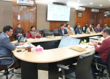 मुख्य सचिव आनंद बर्धन की अध्यक्षता में नेशनल आयुष मिशन, उत्तराखंड की समीक्षा बैठक आयोजित की गई
