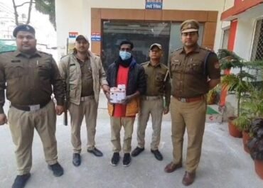 स्मैक और चरस के साथ शातिर तस्कर गिरफ्तार।