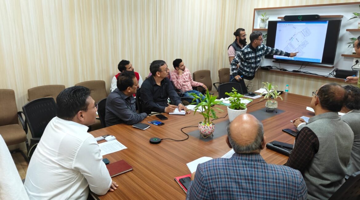 नैनीताल की झीलों का होगा कायाकल्प, भीमताल-नौकुचियाताल और कमलताल विकास योजनाओं को मिली रफ्तार।